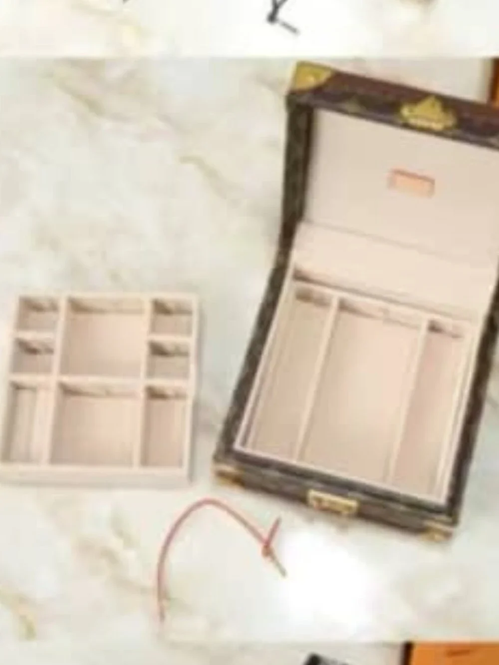 Louis Vuitton Monogram Tan , Brown and Gold Jewelry Case. INDISTIGUISHABLE 👍